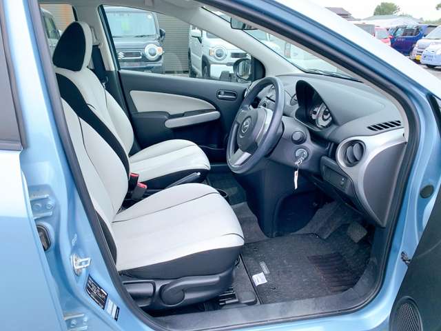 マツダ デミオ １．３ １３Ｃ H21年 (九州・沖縄) 99