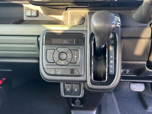 スズキ スペーシア ６６０ ギア ハイブリッド ＸＺ R6年 (九州・沖縄) 99