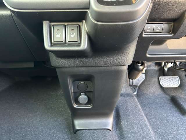 スズキ スペーシア ６６０ ギア ハイブリッド ＸＺ R6年 (九州・沖縄) 99