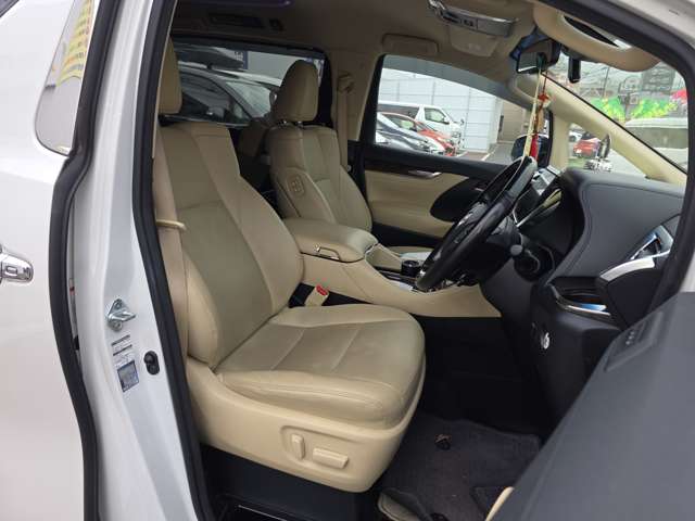 トヨタ アルファード ２．５ Ｇ H30年 (関東) 99