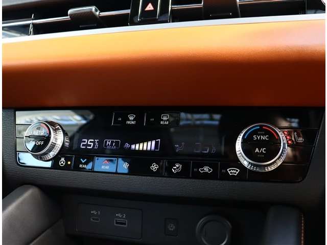三菱 アウトランダーＰＨＥＶ ＰＨＥＶ ２．４ Ｐ ４ＷＤ R4年 (関東) 99