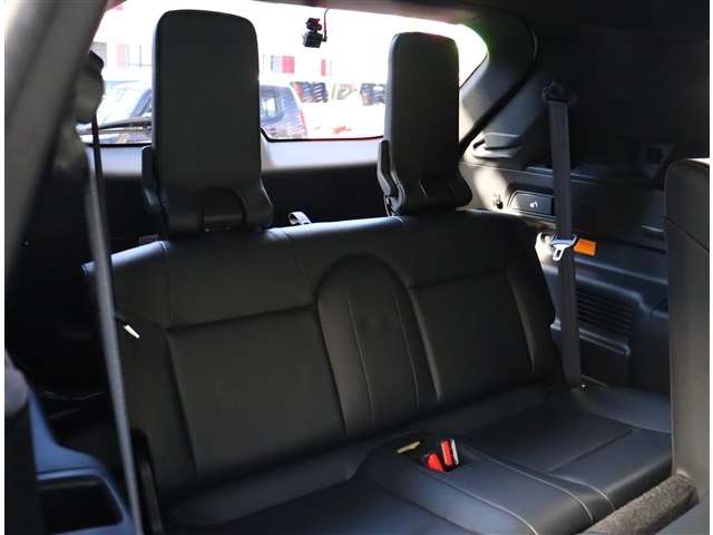 三菱 アウトランダーＰＨＥＶ ＰＨＥＶ ２．４ Ｐ ４ＷＤ R4年 (関東) 99