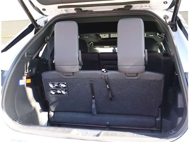 三菱 アウトランダーＰＨＥＶ ＰＨＥＶ ２．４ Ｐ ４ＷＤ R4年 (関東) 99