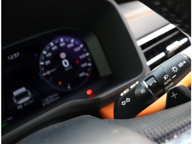 三菱 アウトランダーＰＨＥＶ ＰＨＥＶ ２．４ Ｐ ４ＷＤ R4年 (関東) 99