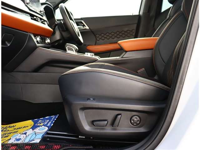 三菱 アウトランダーＰＨＥＶ ＰＨＥＶ ２．４ Ｐ ４ＷＤ R4年 (関東) 99