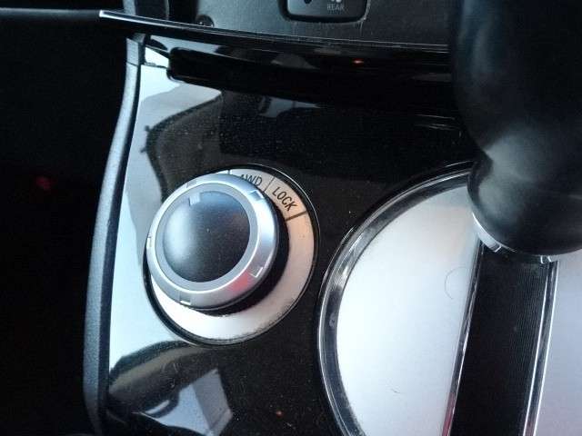 三菱 デリカ　Ｄ：５ ２．２ Ｄ パワーパッケージ ディーゼルターボ ４ＷＤ H27年 (関東) 99