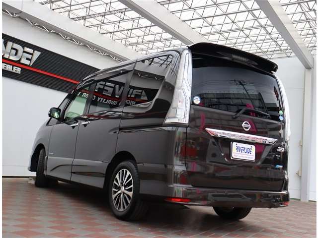 日産 セレナ ２．０ ハイウェイスター Ｇ Ｓ－ＨＹＢＲＩＤ アドバンストセーフティ パッケージ H26年 (関東) 99
