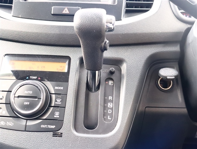 スズキ ワゴンＲ ６６０ スティングレー Ｘ H25年 (関東) 99