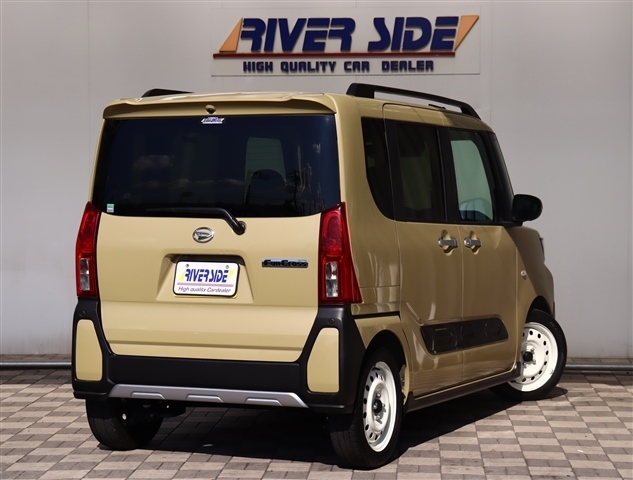 ダイハツ タント ６６０ ファンクロスターボ R4年 (関東) 99