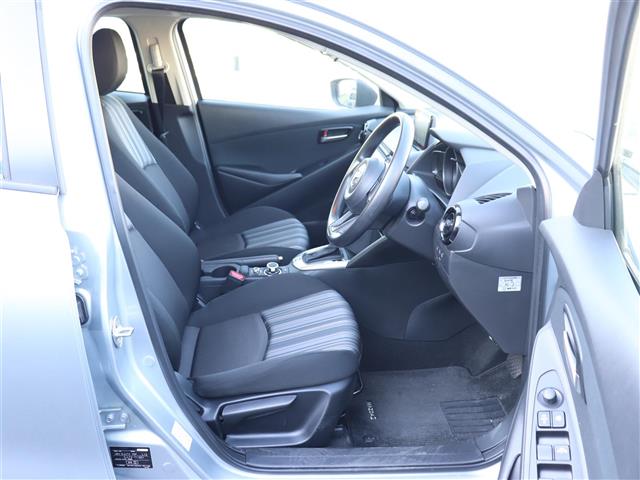 マツダ ＭＡＺＤＡ２ １．５ １５Ｓ R2年 (関東) 99