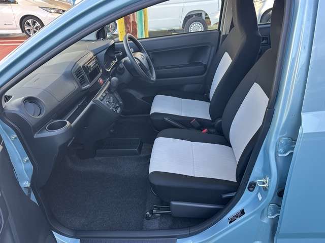 ダイハツ ミラ　イース ６６０ Ｌ ＳＡＩＩＩ H30年 (東海) 99