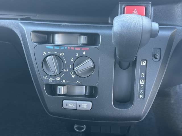 ダイハツ ミラ　イース ６６０ Ｌ ＳＡＩＩＩ H30年 (東海) 99