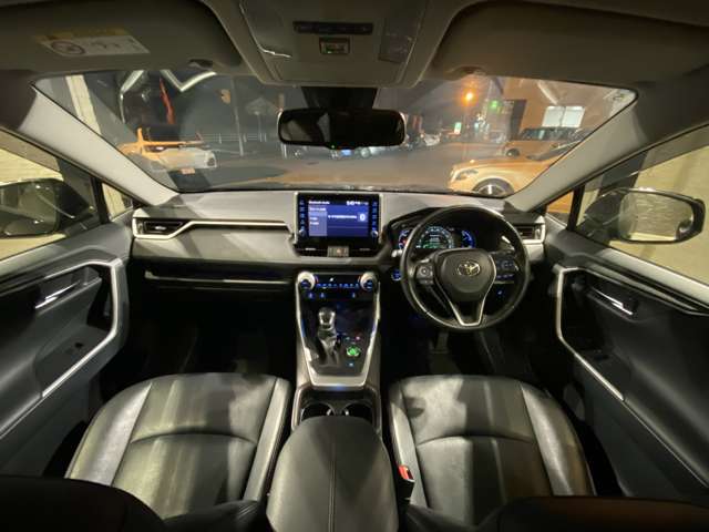 トヨタ ＲＡＶ４ ２．５ ハイブリッド Ｇ Ｅ－ＦＯＵＲ ４ＷＤ R3年 (九州・沖縄) 99