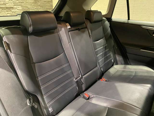 トヨタ ＲＡＶ４ ２．５ ハイブリッド Ｇ Ｅ－ＦＯＵＲ ４ＷＤ R3年 (九州・沖縄) 99