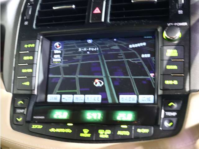 トヨタ クラウン　ハイブリッド ３．５ Ｇパッケージ H22年 (関東) 99