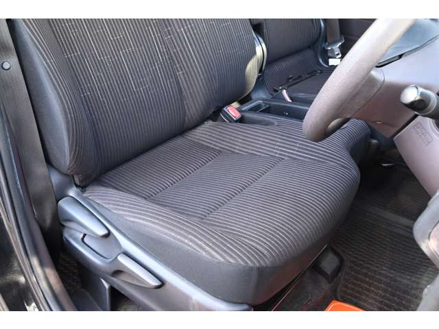 トヨタ ポルテ １．５ Ｙ H24年 (近畿) 99