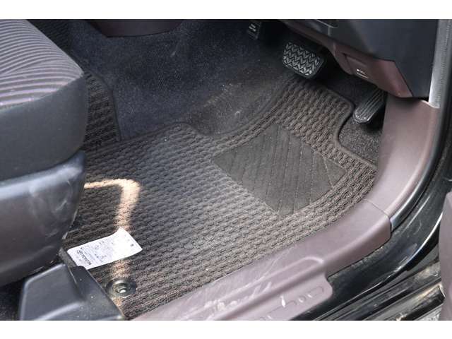 トヨタ ポルテ １．５ Ｙ H24年 (近畿) 99