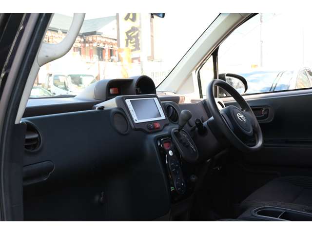 トヨタ ポルテ １．５ Ｙ H24年 (近畿) 99