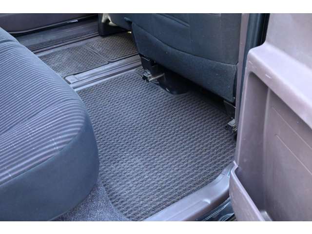 トヨタ ポルテ １．５ Ｙ H24年 (近畿) 99