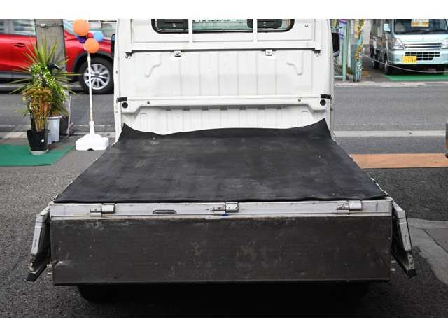 スズキ キャリイトラック ６６０ ＫＣエアコン・パワステ ３方開 ４ＷＤ H15年 (近畿) 99