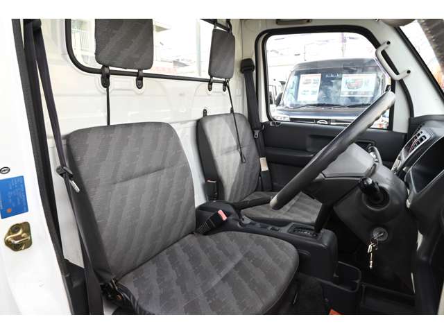 スズキ キャリイトラック ６６０ ＫＣエアコン・パワステ ３方開 ４ＷＤ H15年 (近畿) 99