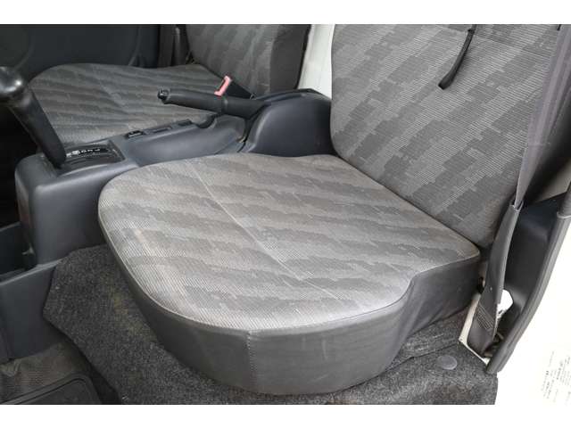 スズキ キャリイトラック ６６０ ＫＣエアコン・パワステ ３方開 ４ＷＤ H15年 (近畿) 99