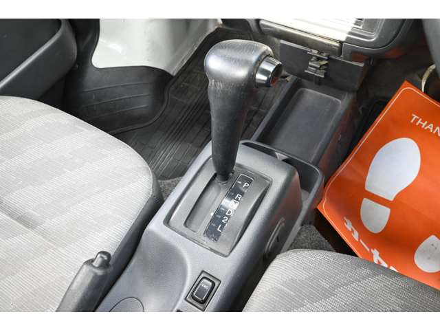 スズキ キャリイトラック ６６０ ＫＣエアコン・パワステ ３方開 ４ＷＤ H15年 (近畿) 99