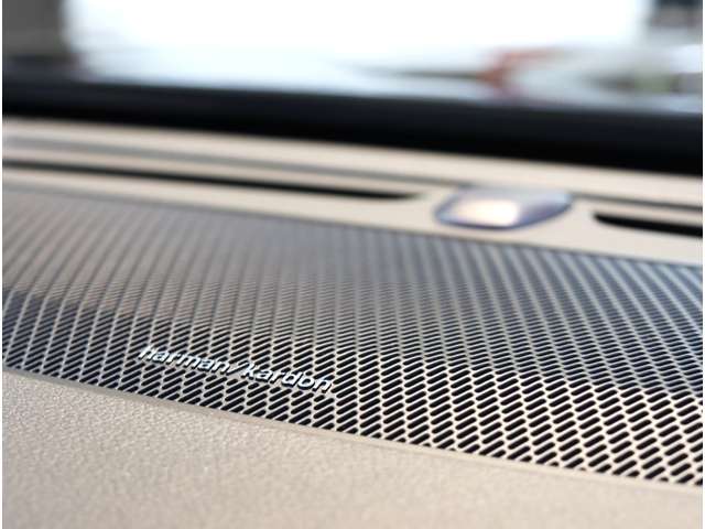 ボルボ Ｓ９０ リチャージ アルティメット Ｔ８ ＡＷＤ プラグイン ハイブリッド ４ＷＤ R5年 (近畿) 99