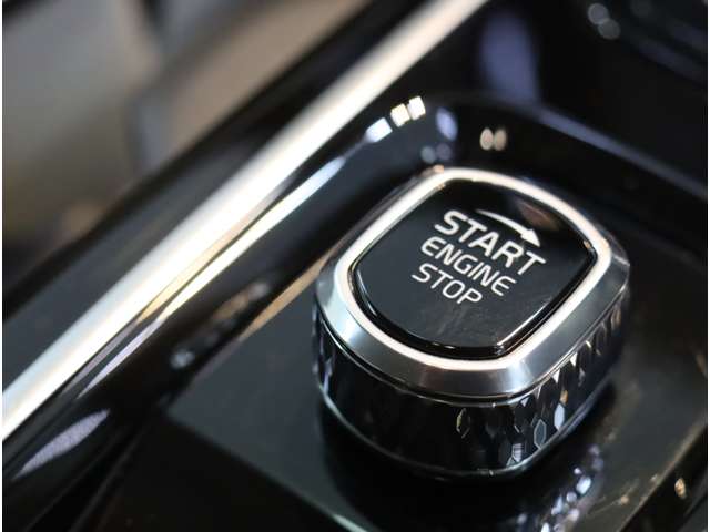 ボルボ Ｓ９０ リチャージ アルティメット Ｔ８ ＡＷＤ プラグイン ハイブリッド ４ＷＤ R5年 (近畿) 99