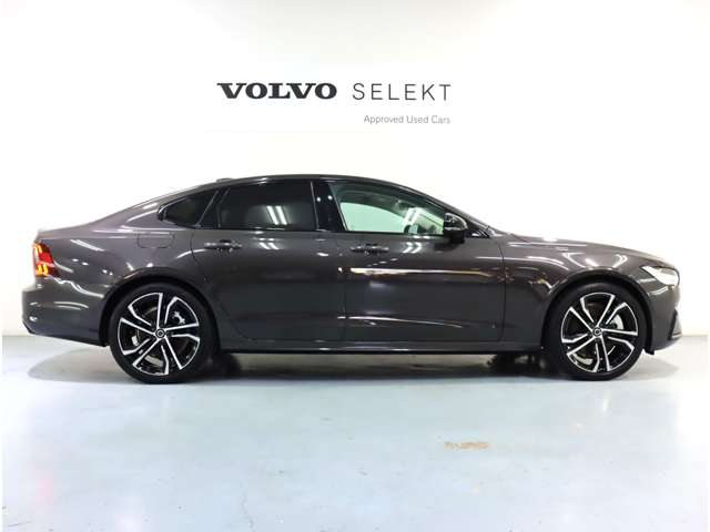 ボルボ Ｓ９０ リチャージ アルティメット Ｔ８ ＡＷＤ プラグイン ハイブリッド ４ＷＤ R5年 (近畿) 99