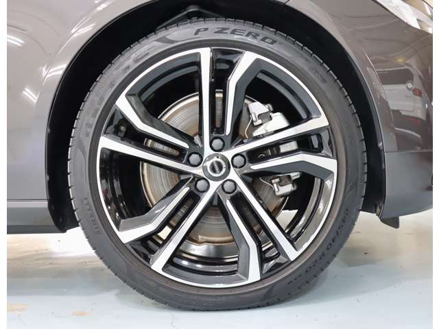 ボルボ Ｓ９０ リチャージ アルティメット Ｔ８ ＡＷＤ プラグイン ハイブリッド ４ＷＤ R5年 (近畿) 99