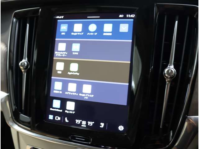 ボルボ Ｓ９０ リチャージ アルティメット Ｔ８ ＡＷＤ プラグイン ハイブリッド ４ＷＤ R5年 (近畿) 99