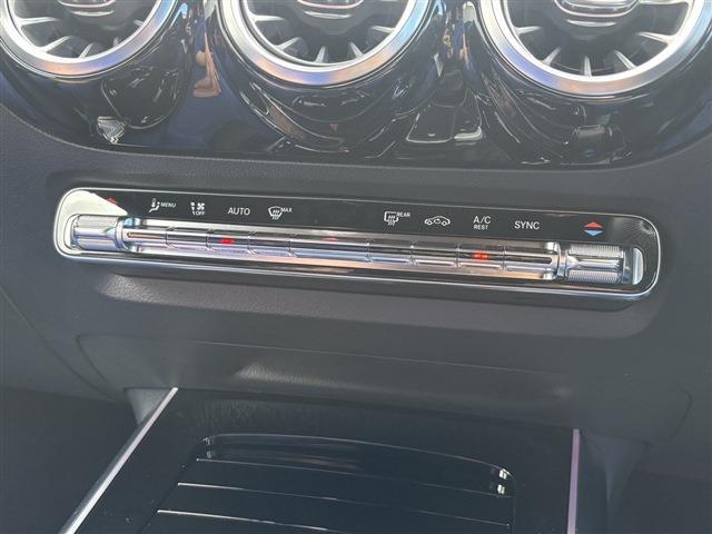 メルセデスベンツ ＧＬＡクラス ＧＬＡ２００ Ｄ ４マチック ＡＭＧライン ディーゼルターボ ４ＷＤ R2年 (東北) 99