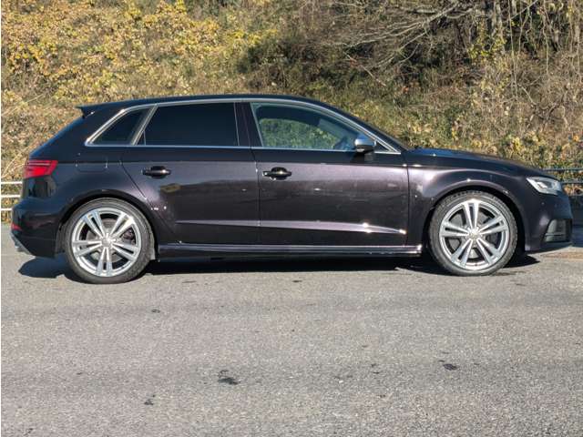 アウディ Ｓ３　スポーツバック ２．０ ４ＷＤ H29年 (東北) 99