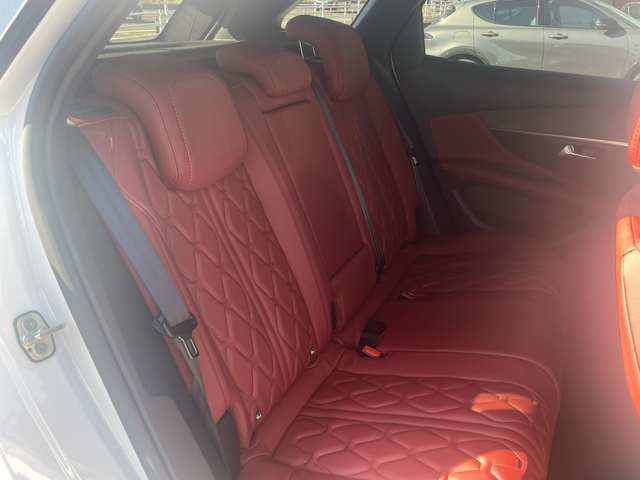 プジョー ３００８ ＧＴ ブルーＨＤＩ レッド ナッパ ディーゼルターボ R3年 (東北) 99