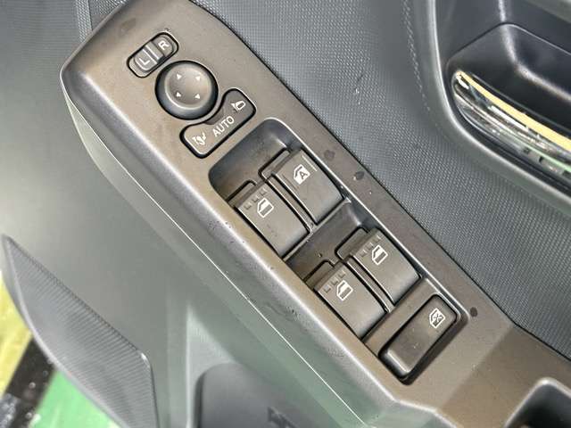 ダイハツ タフト ６６０ Ｇ ダーククロム ベンチャー R7年 (東海) 99