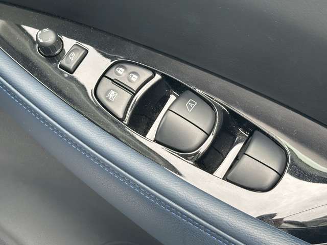 日産 リーフ ＡＵＴＥＣＨ R2年 (東海) 99