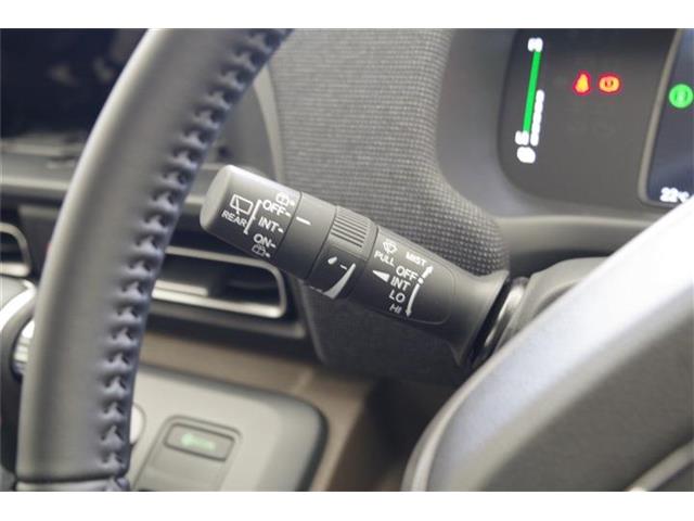 ホンダ フリード　ハイブリッド １．５ Ｅ：ＨＥＶ エアー ＥＸ R7年 (東海) 99