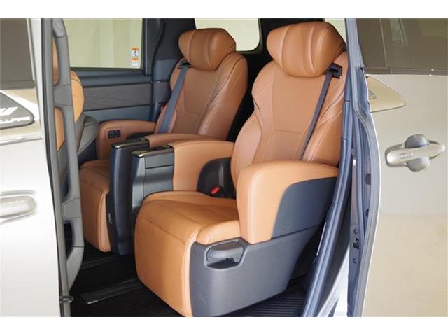 トヨタ ヴェルファイア ２．４ Ｚプレミア R7年 (東海) 99