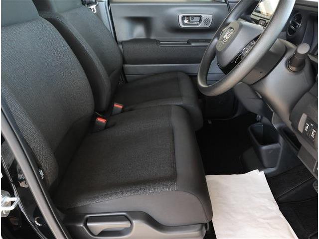 ホンダ Ｎ　ＢＯＸ カスタム ６６０ スロープ R6年 (東海) 99