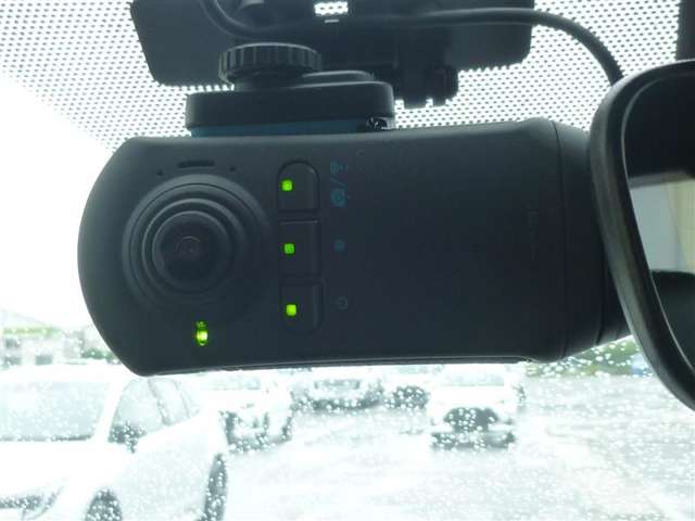 トヨタ カローラクロス　ハイブリッド １．８ ハイブリッド Ｚ R4年 (東北) 99