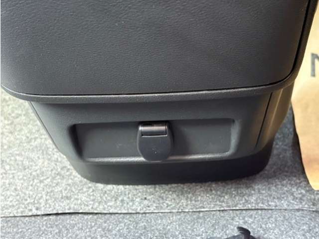 日産 セレナ １．２ Ｅ－ＰＯＷＥＲ ハイウェイスター Ｖ R2年 (東北) 99