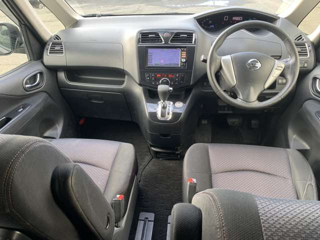 日産 セレナ ２．０ ハイウェイスター Ｓ－ＨＹＢＲＩＤ Ｖエアロモード H25年 (東北) 99