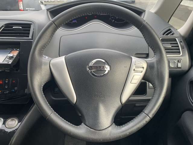 日産 セレナ ２．０ ハイウェイスター Ｓ－ＨＹＢＲＩＤ Ｖエアロモード H25年 (東北) 99