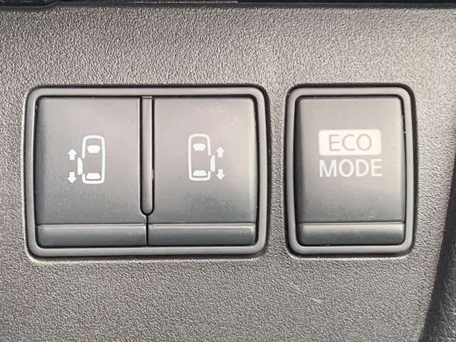 日産 セレナ ２．０ ハイウェイスター Ｓ－ＨＹＢＲＩＤ Ｖエアロモード H25年 (東北) 99