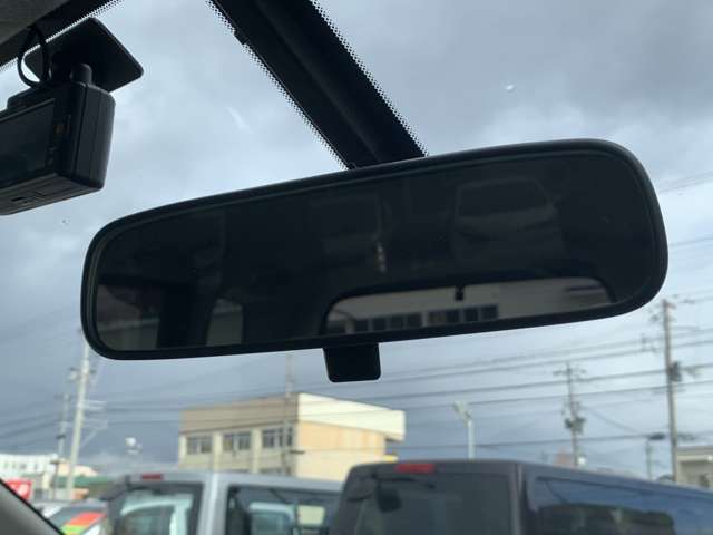 日産 セレナ ２．０ ハイウェイスター Ｓ－ＨＹＢＲＩＤ Ｖエアロモード H25年 (東北) 99