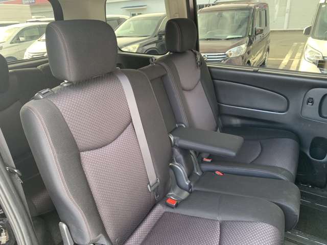 日産 セレナ ２．０ ハイウェイスター Ｓ－ＨＹＢＲＩＤ Ｖエアロモード H25年 (東北) 99