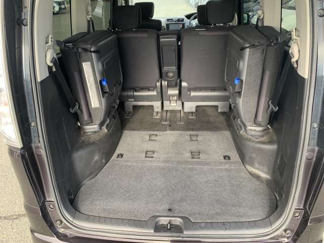 日産 セレナ ２．０ ハイウェイスター Ｓ－ＨＹＢＲＩＤ Ｖエアロモード H25年 (東北) 99