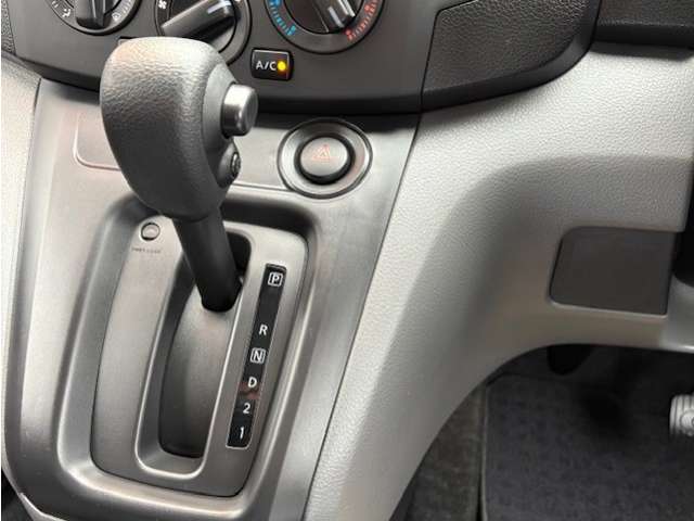 日産 ＮＶ２００バネットバン １．６ ＤＸ ４ＷＤ H30年 (東北) 99