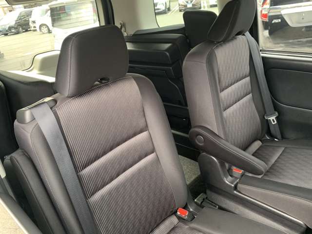 日産 セレナ １．２ Ｅ－ＰＯＷＥＲ ハイウェイスター Ｖ R3年 (東北) 99